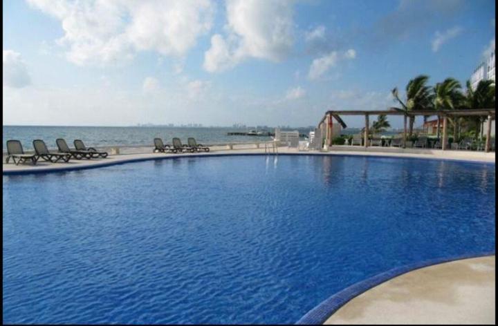 Relaxing Beachfront Loft Cancún Buitenkant foto